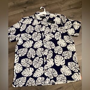 Margaritaville Men’s XL Button Down Short Sleeve Shirt Island Leaf NWT